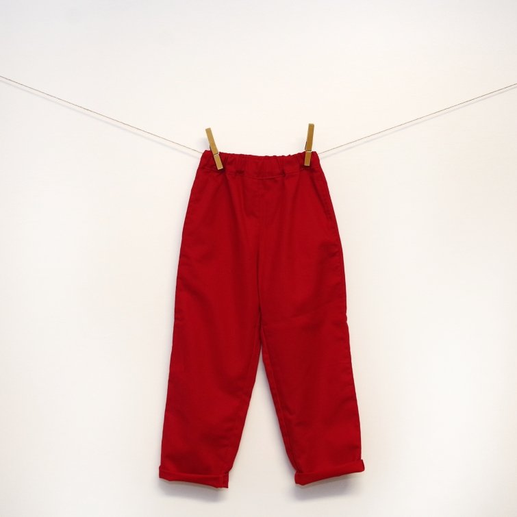 Spodnie z kieszeniami czerwone